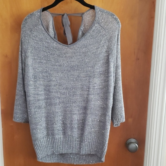 Sweater - Picture 1 of 2